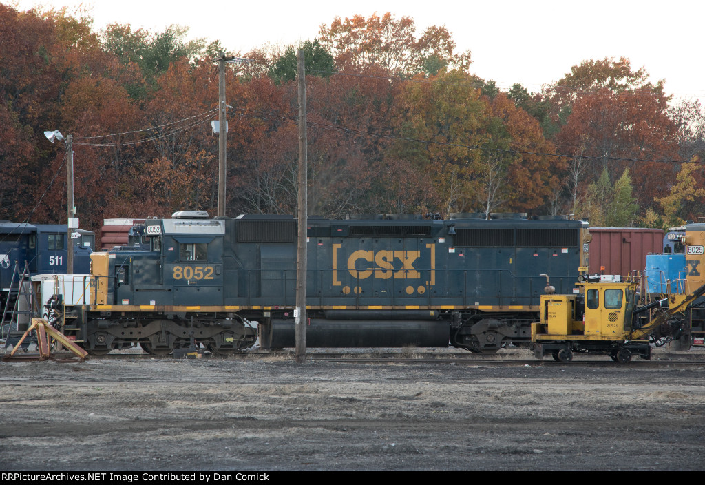 CSXT 8052